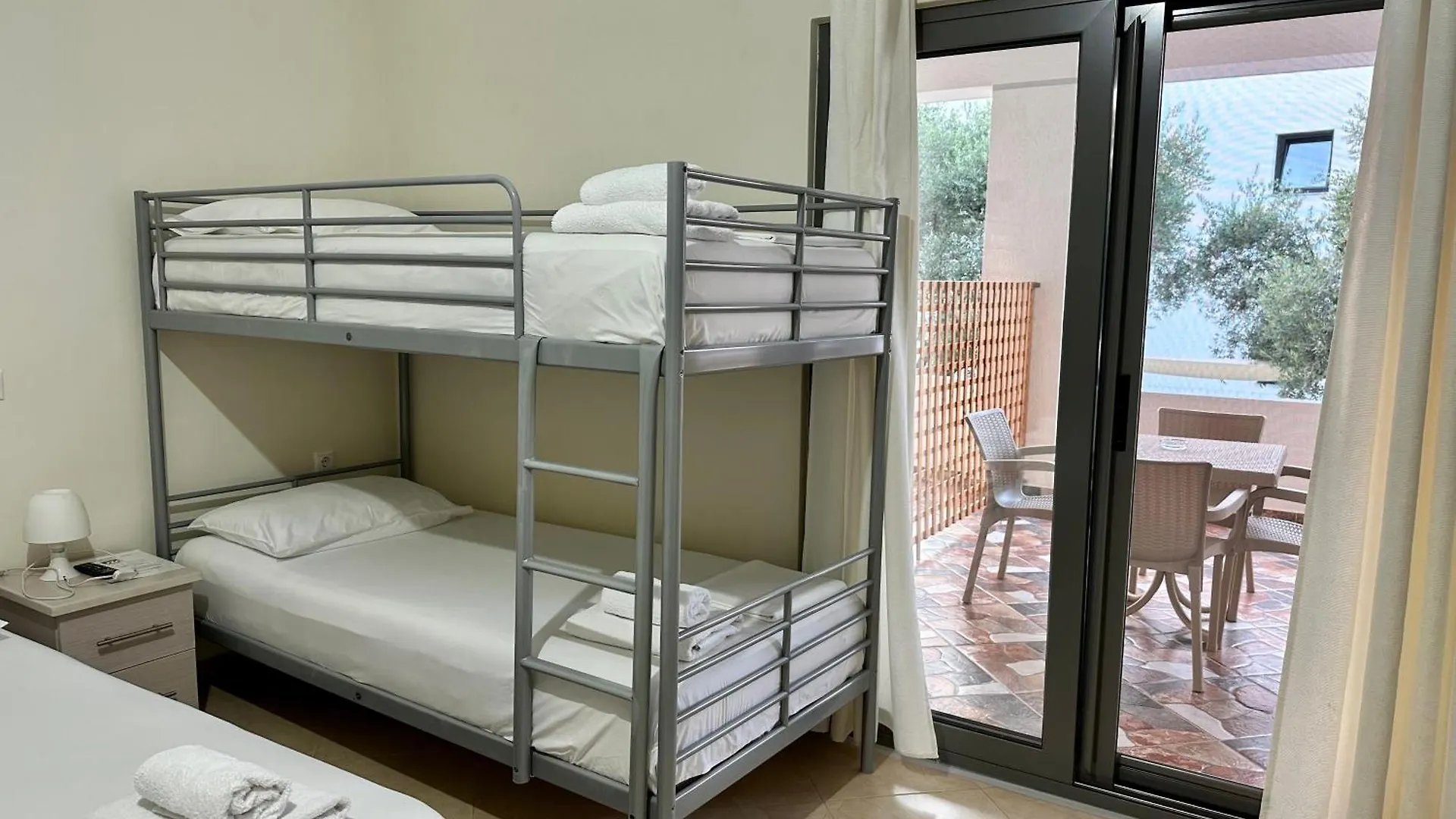 Erjon Apartments Ksamil Albania